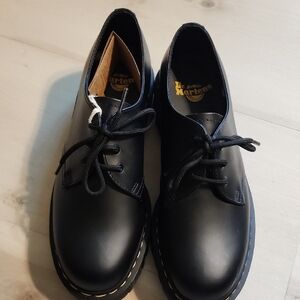 Dr. Martens Smooth Black Leather 1460 Oxfords